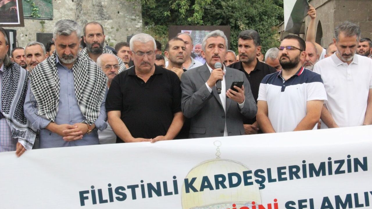 Bitlis'te şehid Heniyye için gıyabe cenaze namazı ve basın açıklaması