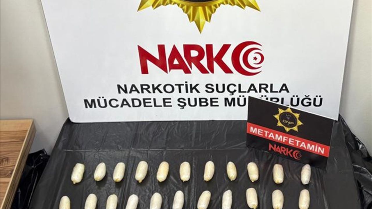 Gümüşhane'de bağırsaklarında uyuşturucu madde bulunan İran uyruklu şüpheli tutuklandı