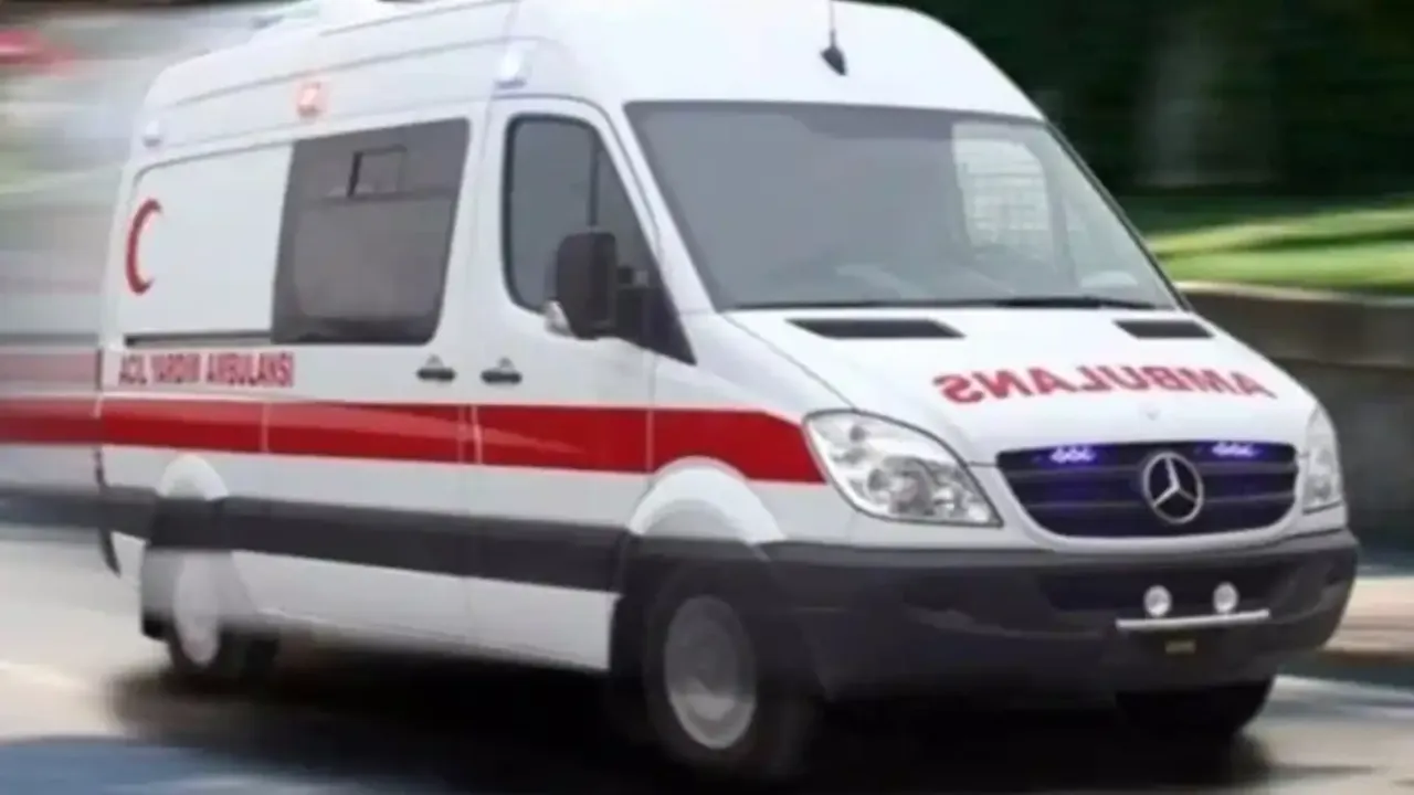 Ankara'da yolcu otobüsü bariyere çarptı: 16 yaralı