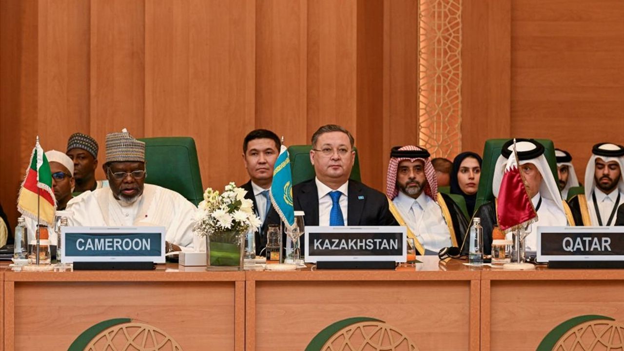 Kazakistan'dan Suriye açıklaması: Aktif adımlar atılmalı