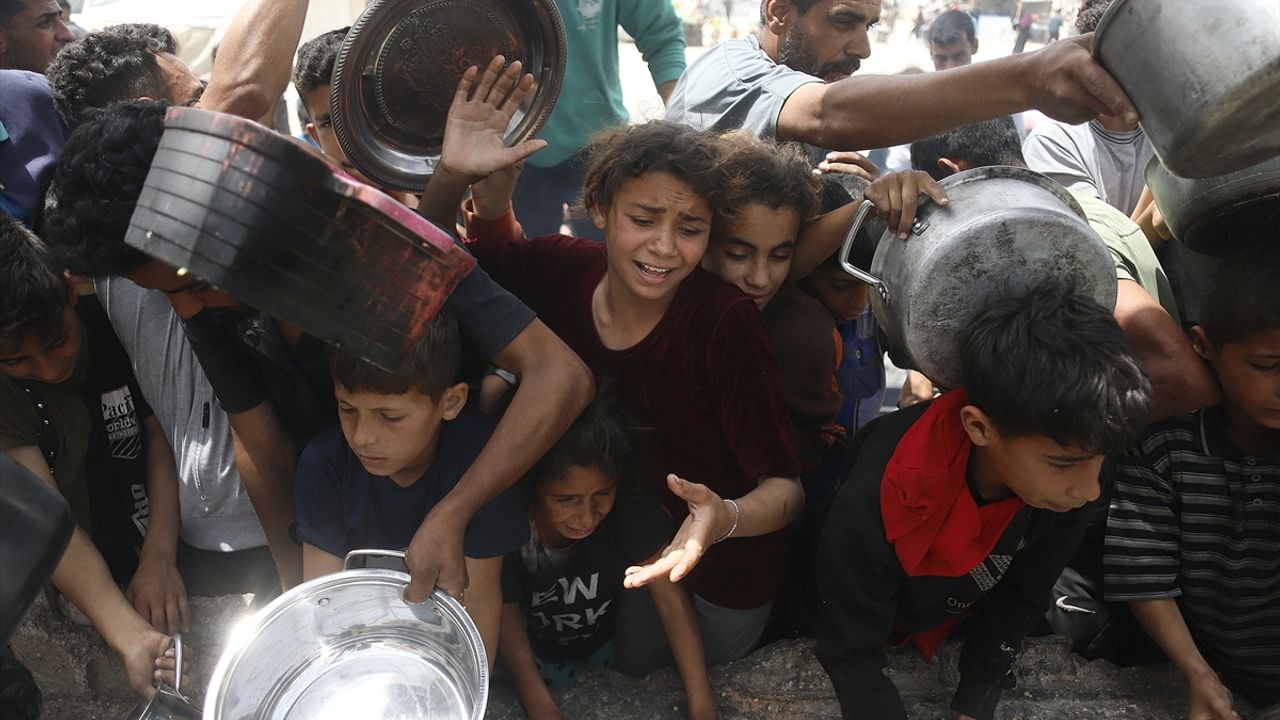 Gazze’de temel gıda fiyatları yüzde 527 yükseldi