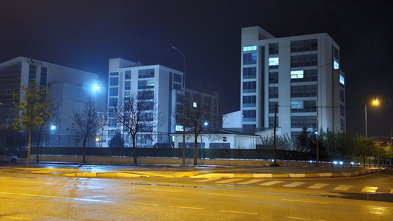 Çorum'da gıda zehirlenmesi: Onlarca öğrenci hastaneye başvurdu!