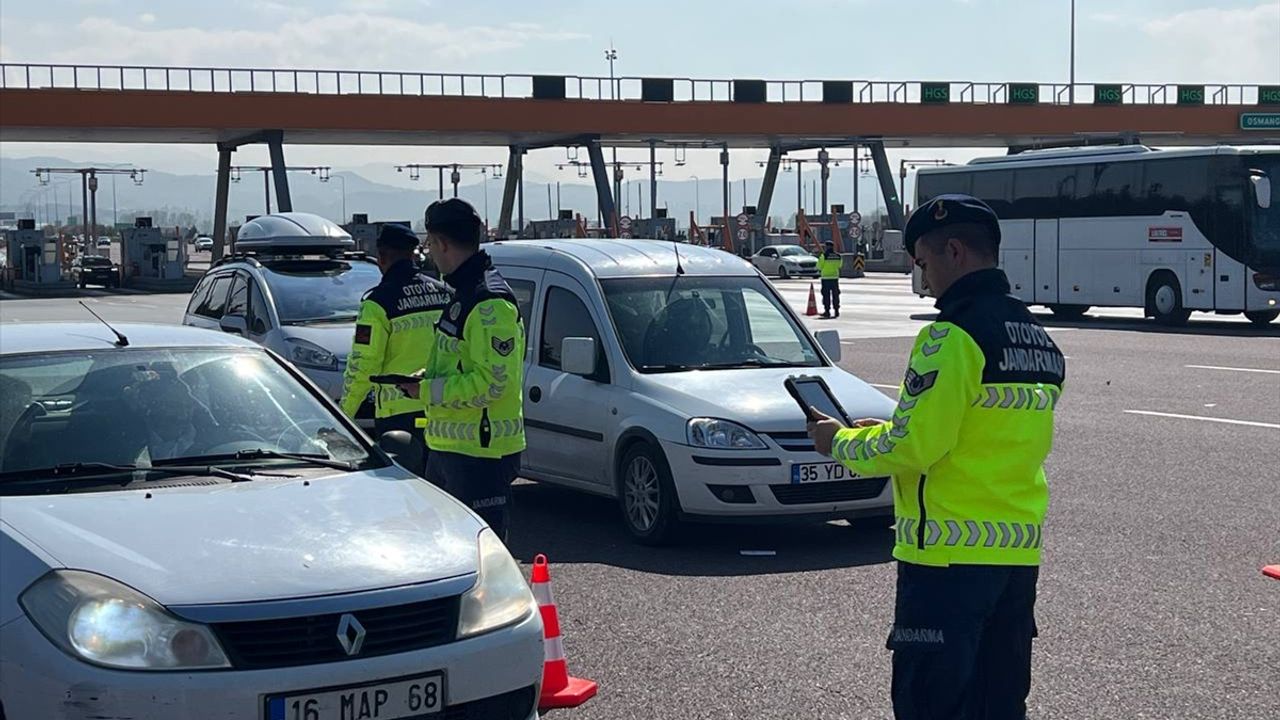 İstanbul-İzmir Otoyolu ile Osmangazi Köprüsü'nde hareketlilik!