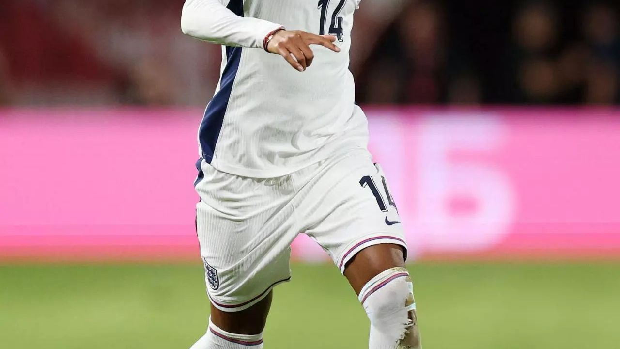 İngiltere Milli Takımı'nda tarihi an! İlk Müslüman…