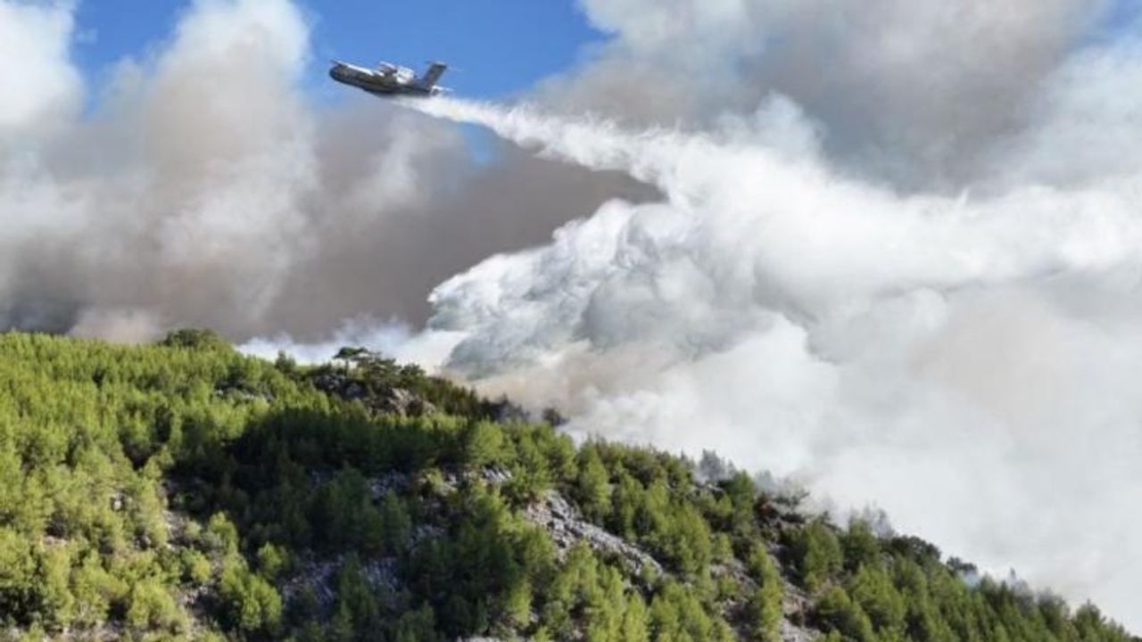 Köyceğiz'deki orman yangını: 218 ev boşaltıldı!