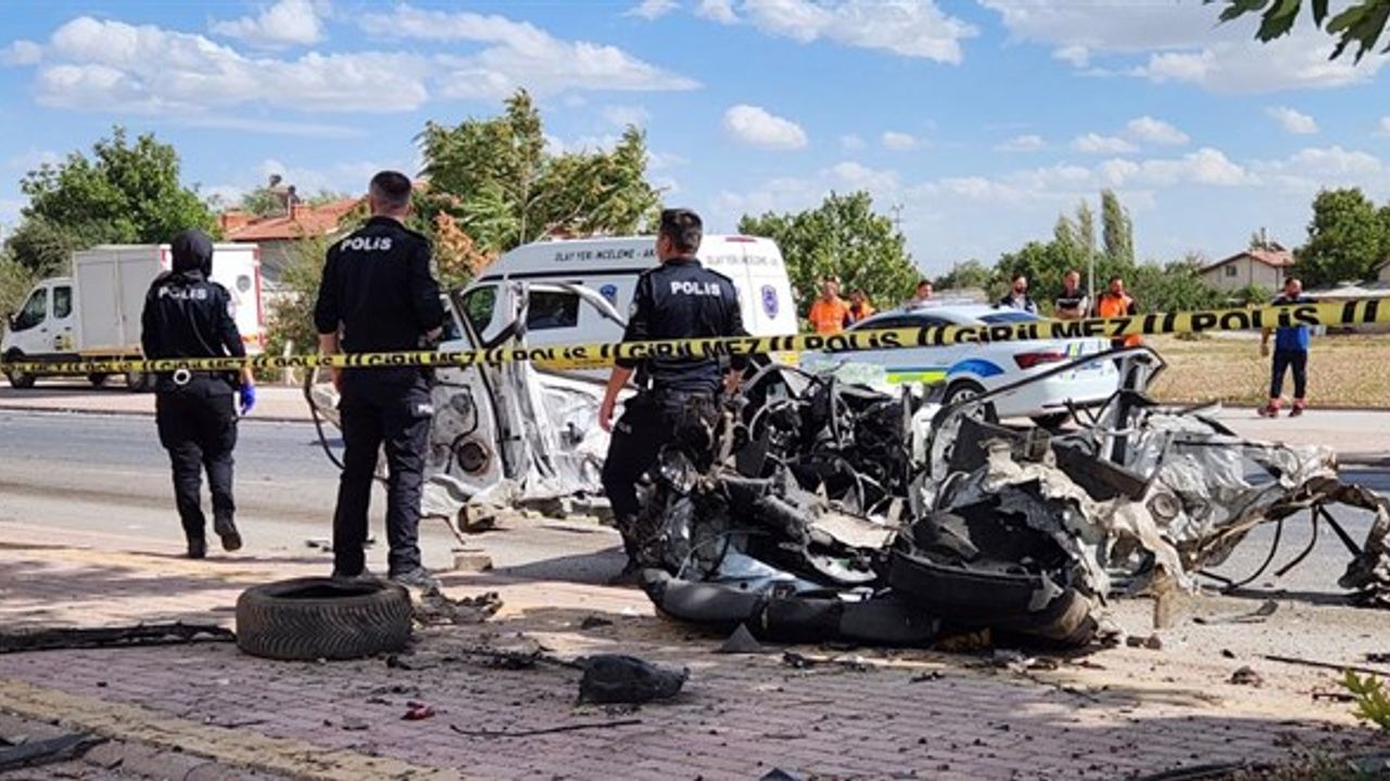 Cuma namazına giden öğretmene çarptı: 229 km hızla gidiyormuş