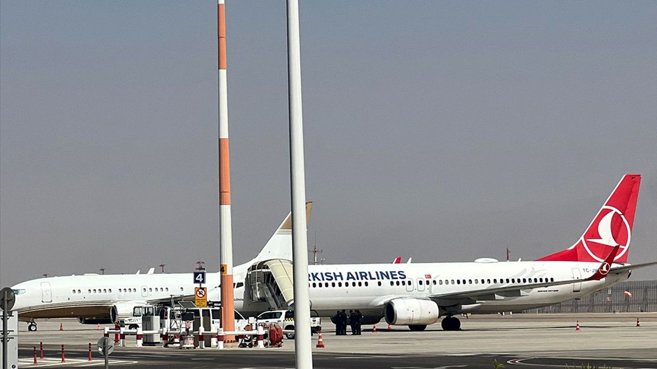 Aktivistleri İstanbul'a geliyor! THY uçağının kalkması bekleniyor