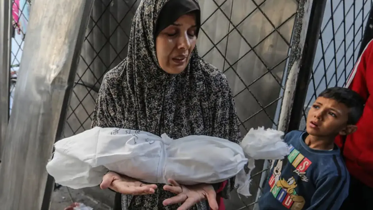 Açlıktan ölenlerin sayısı yükseldi!