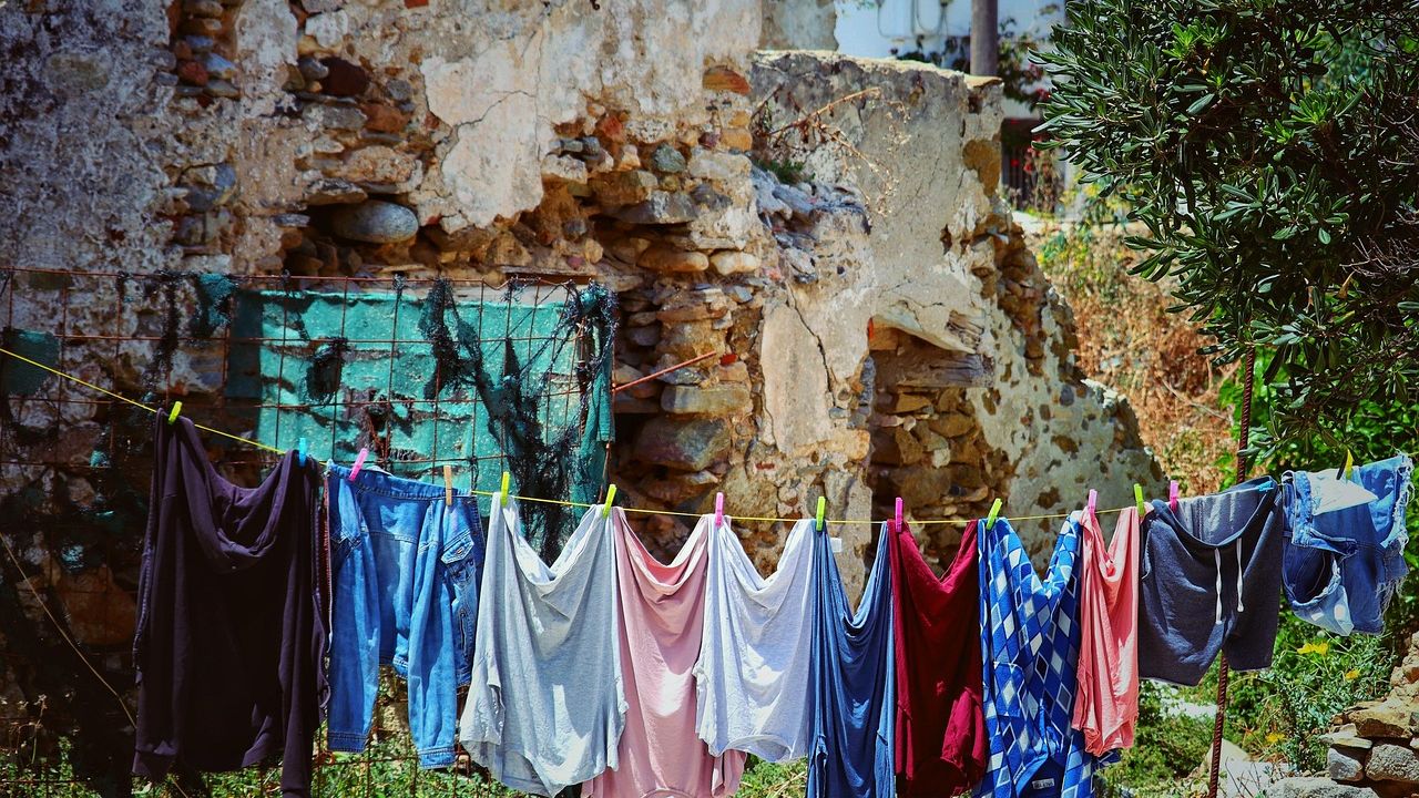 Çamaşırları Çok Kısa Sürede Kurutma Yöntemi: Kurutma Makinesi de Petek de Tarihe Karışıyor!