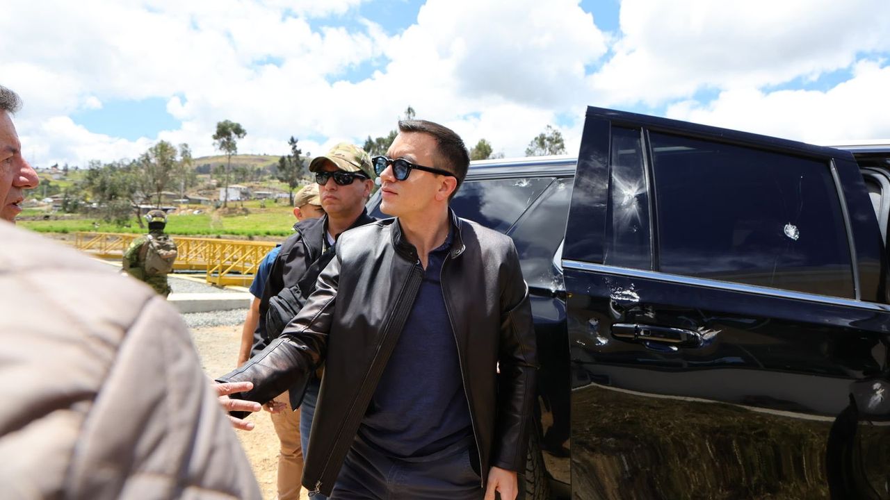 Mazota zam geldi, Devlet Başkanı'nın aracına taş ve kurşun yağdı