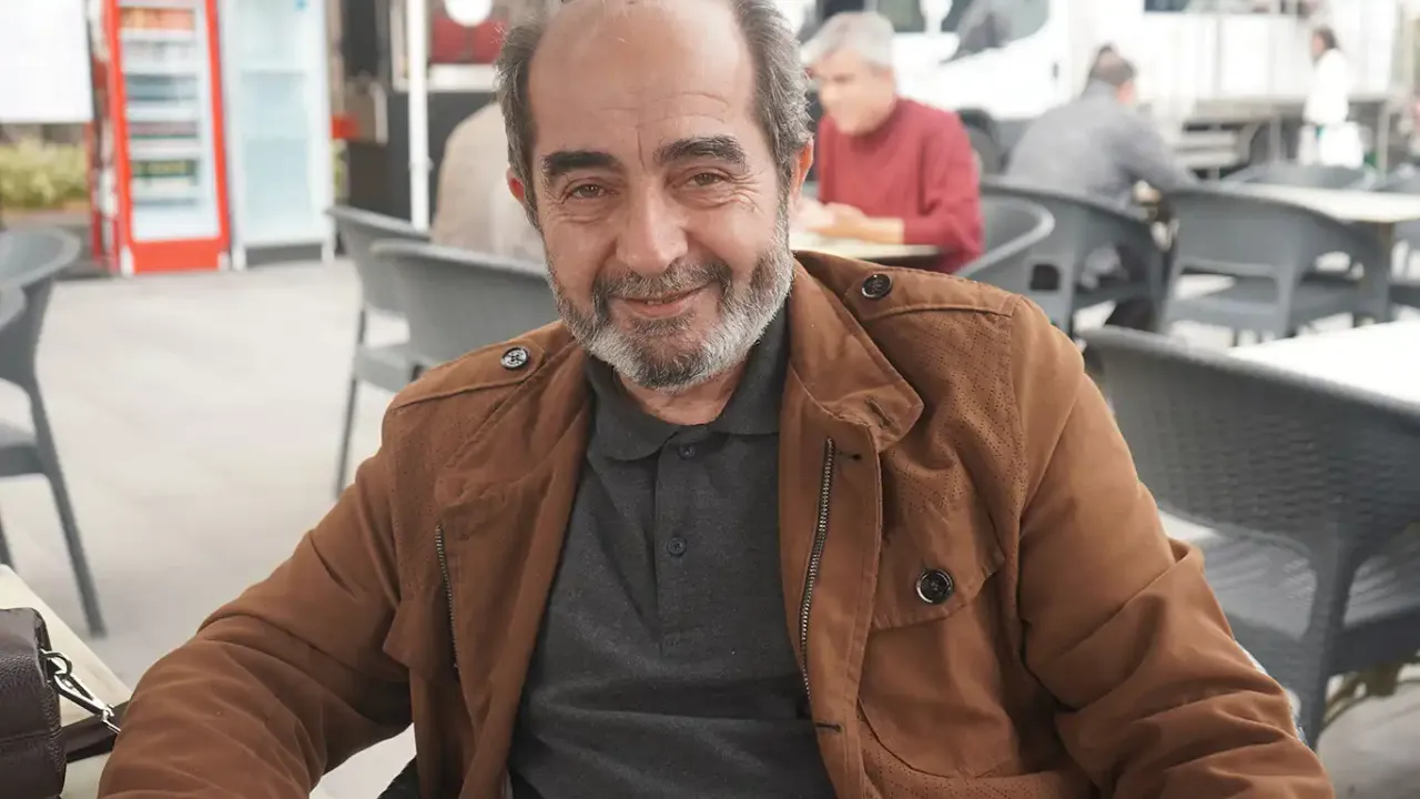 Yazar Ömer Demirbağ: Tiryakilik haline kadar kitapla yatıp kalkmamız lazım