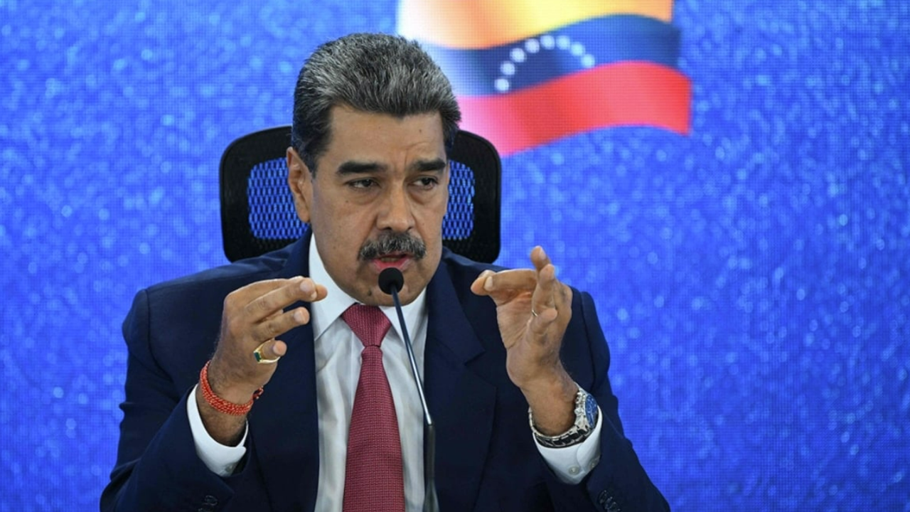 Maduro: Papa, Amerikalıların beni öldürmek istediğini söyledi