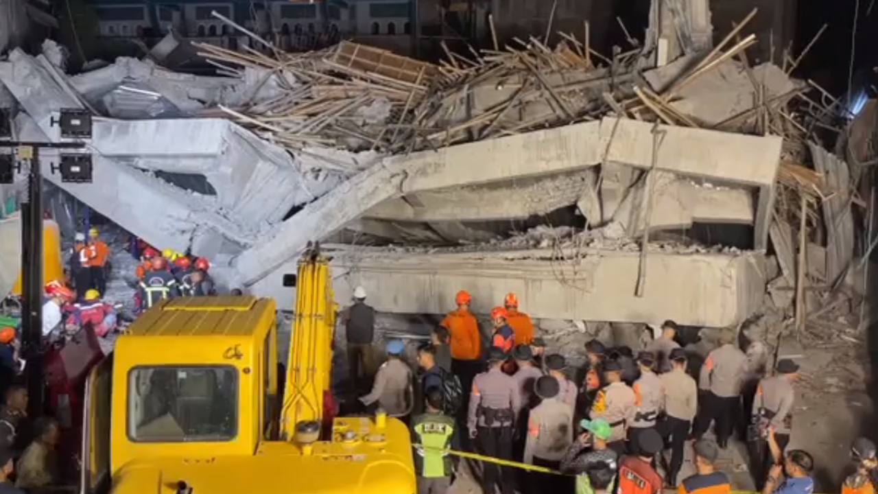 Okul binası çöktü: Arama kurtarma çalışmaları sürüyor!