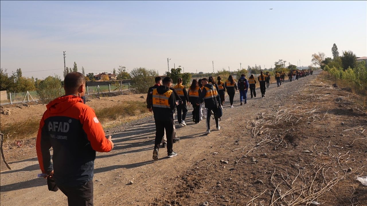 Iğdır’da bin kişilik ekip oluşturuldu:Kaybolan Alzheimer hastası aranıyor