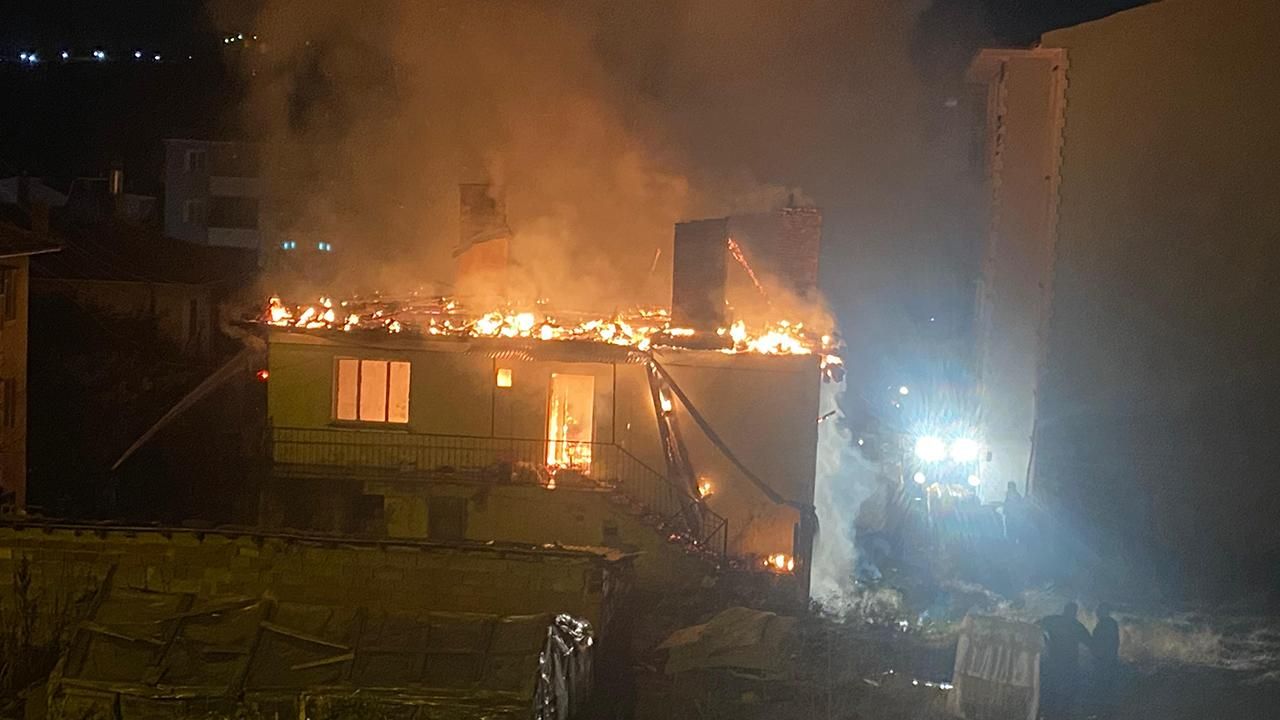 Çankırı'da korkutan yangın