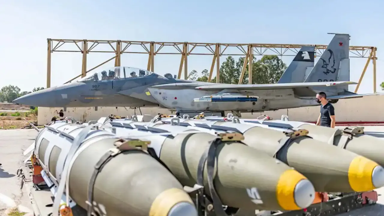 7 Ekim'den bu yana siyonist rejime bin uçak ve 150 gemi ile silah sevkiyatı