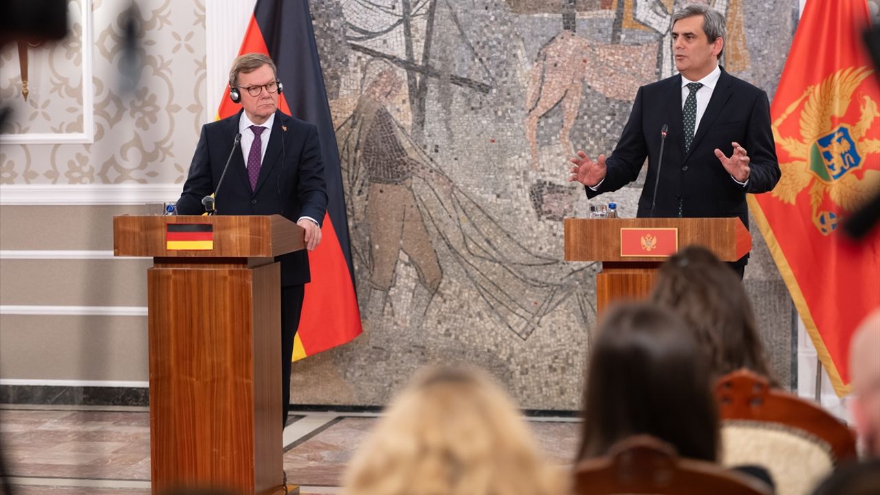 Türkiye vatandaşları eskisi gibi vizesiz gidebilecek! Bakan duyurdu...