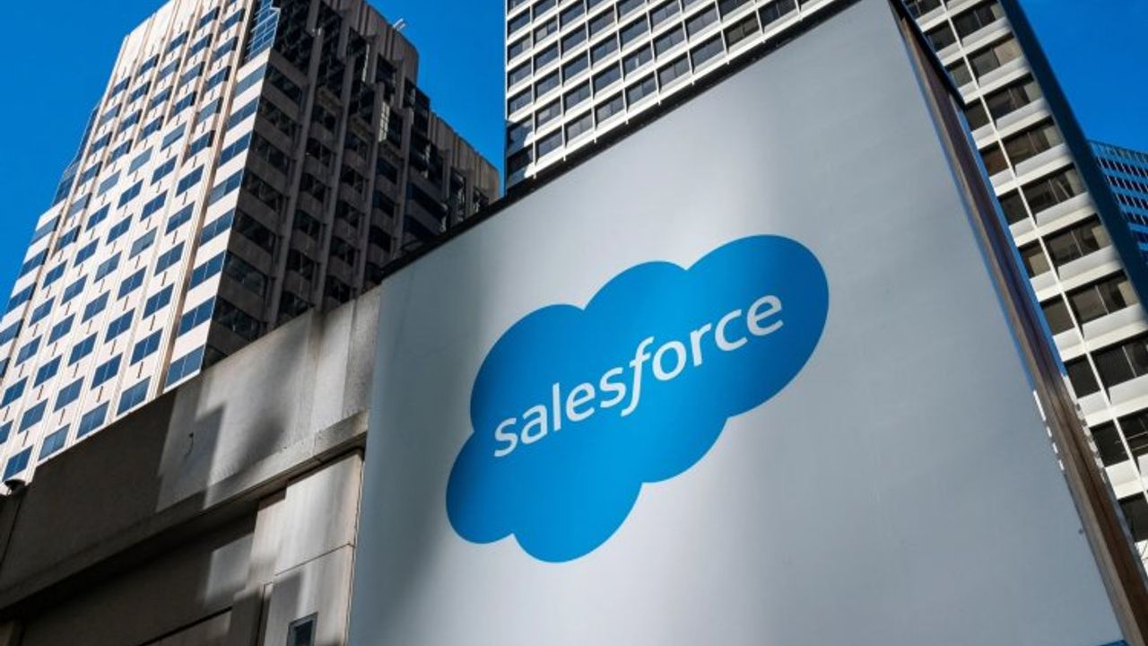 Bir hacker grubu, 200’den fazla şirketi heklediğini üstlendi!