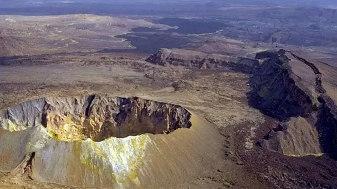 Yanardağ 12 bin yıl sonra patladı