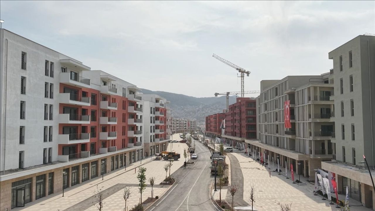 930 Deprem konutunun hak sahipleri belirlendi