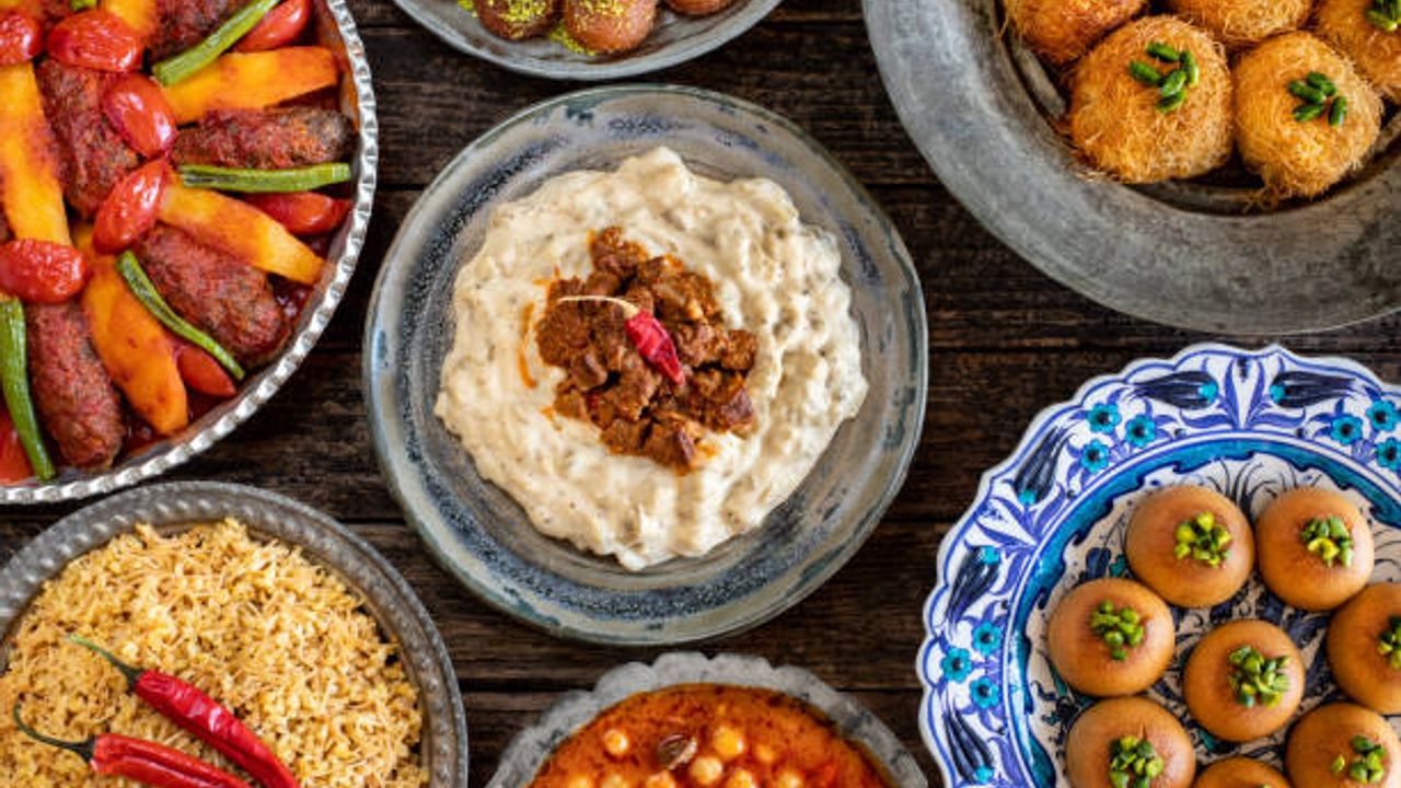 "En iyi Türkiye yemekleri" listesinde bakın hangi tatlar yer alıyor!