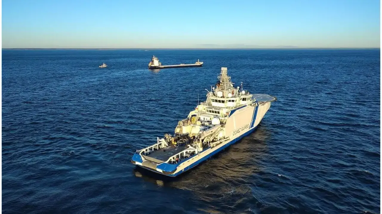 Finlandiya, bir gemiyi alıkoydu!