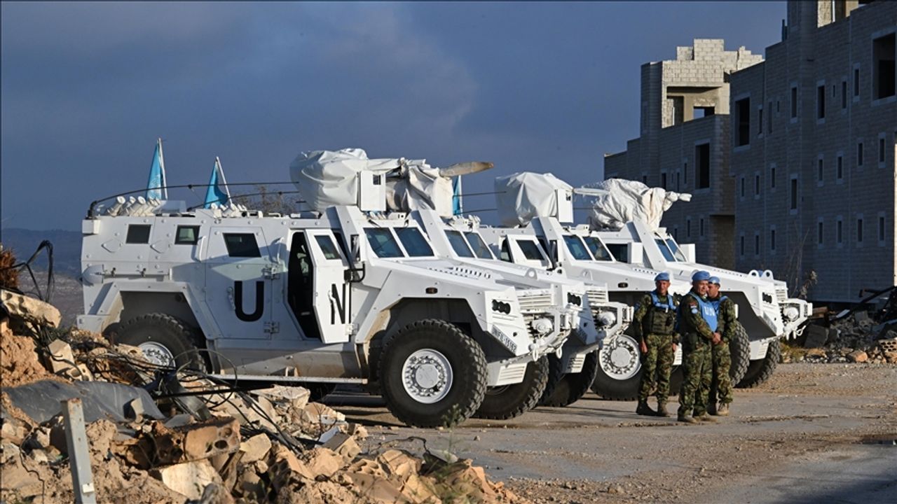 İşgal ordusu, Lübnan'da UNIFIL devriyelerinin yakınına ateş açtı