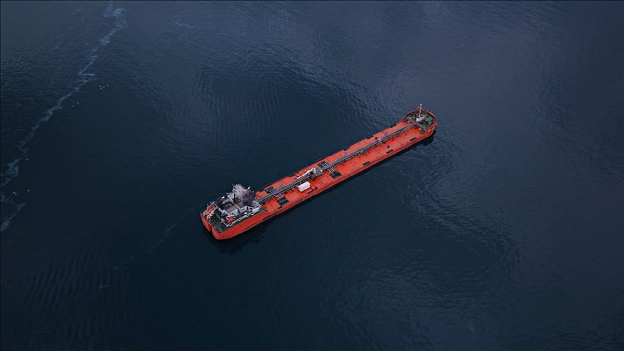 Saldırıya uğrayan "MIDVOLGA-2" isimli gemi Sinop açıklarına ulaştı!