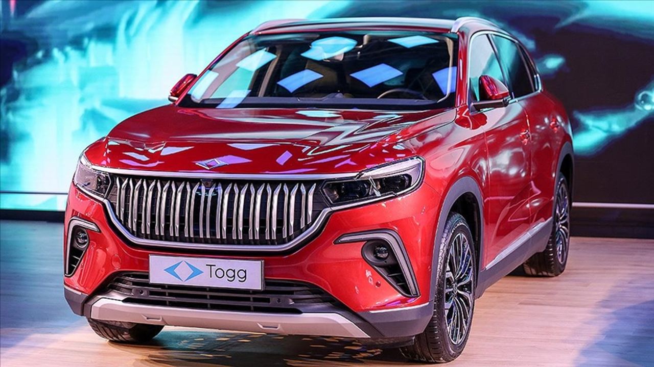 Bu yılki otomobil ödüllerine "elektrikli arabalar" damga vurdu