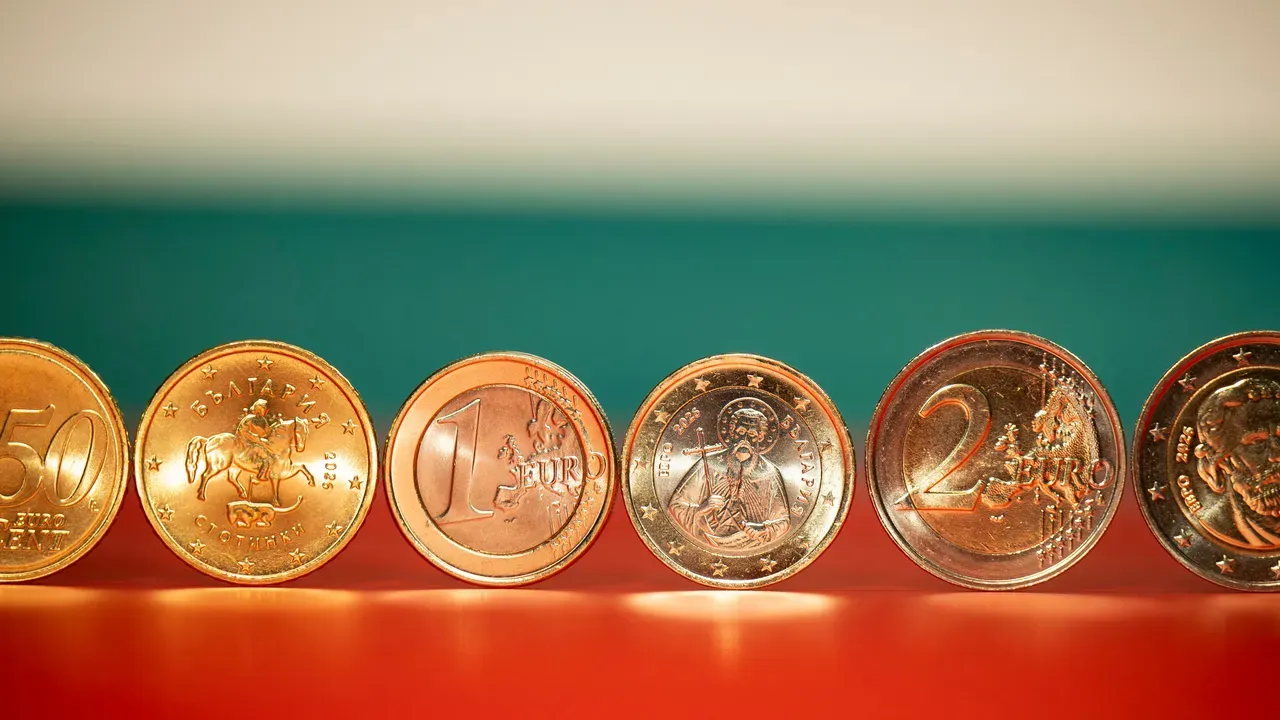 Bir ülke daha euroya geçti