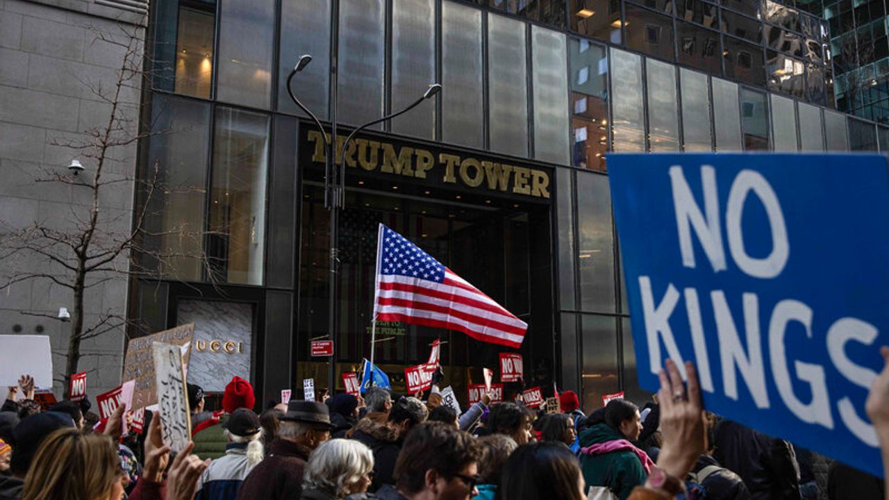 Trump ABD'nin öncelikli sorunlarıyla ilgilenmiyor: Halk şikayetçi!