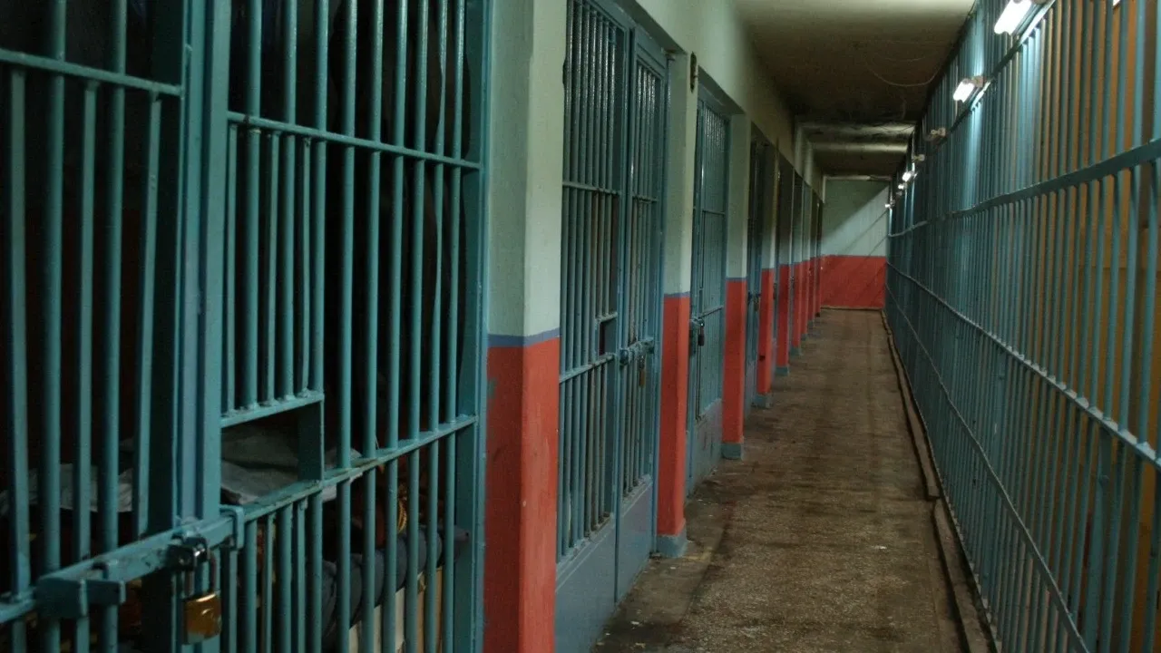 Cezaevine giren iki kez yandı.. Mahkumların sesinden suç tahmini