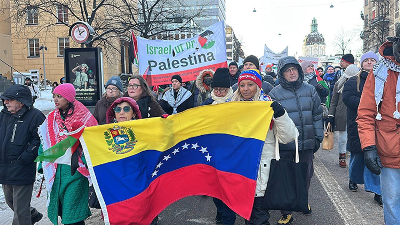 İsveç’te Venezuela ve Gazze için protesto yapıldı!