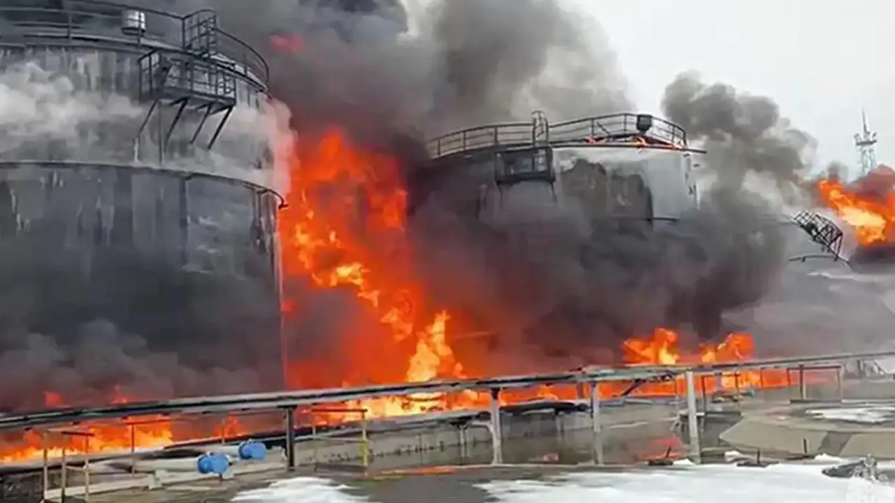 Rusya ABD'nin tesisini vurdu