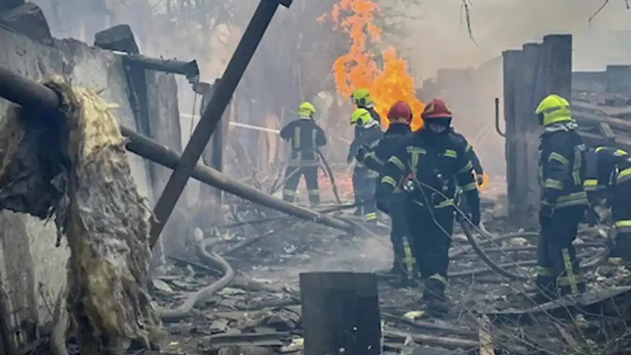 Kinjal hipersonik füzeleri ile askeri tesisleri vurdular