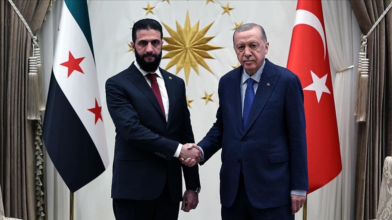 Ahmed Şara'dan Cumhurbaşkanı Erdoğan ve Macron ile görüşme