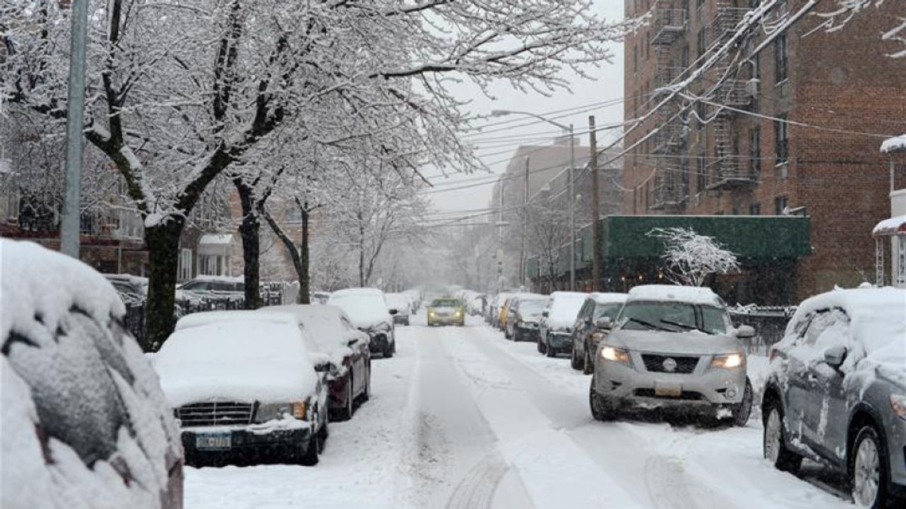 Kar yağdı, 186 okul tatil edildi