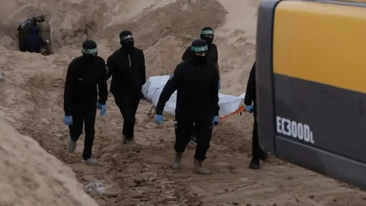 Gazze'de bulunan son Siyonist esirin cesedi için arama çalışmaları yeniden başladı