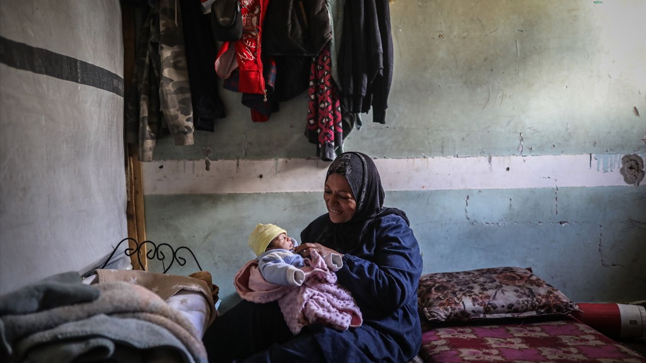 Gazze'deki Sağlık Bakanlığı duyurdu: 20 bin hasta bölge dışına çıkmayı bekliyor