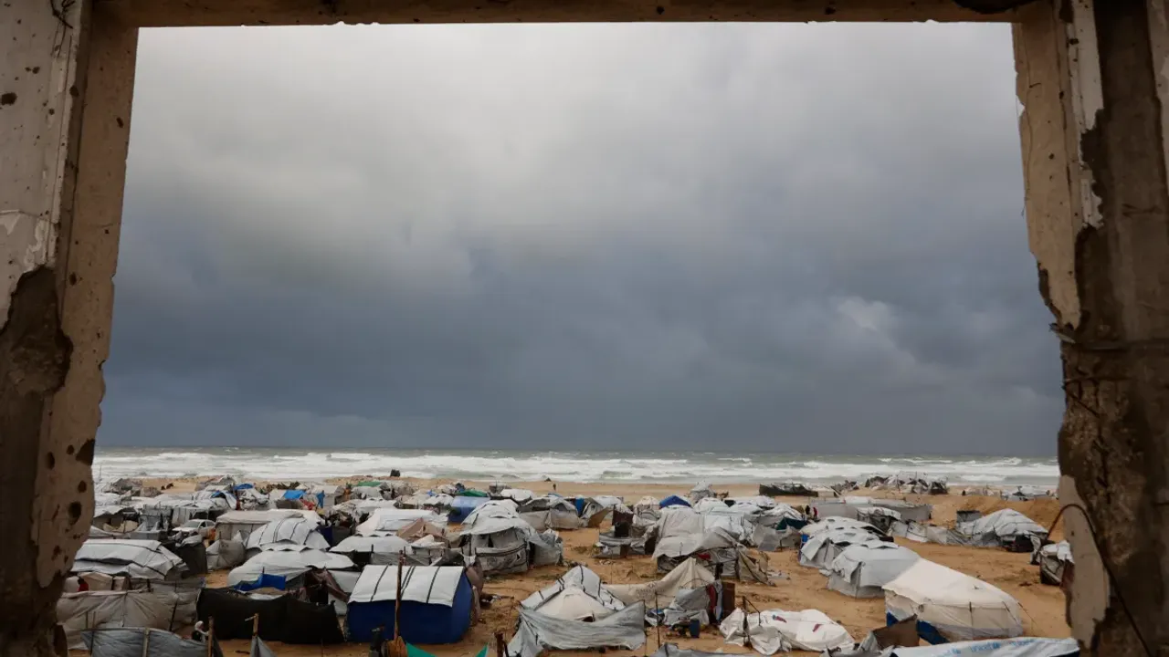 Siyonistler yine yan çizdi: Çekilmiyorlar