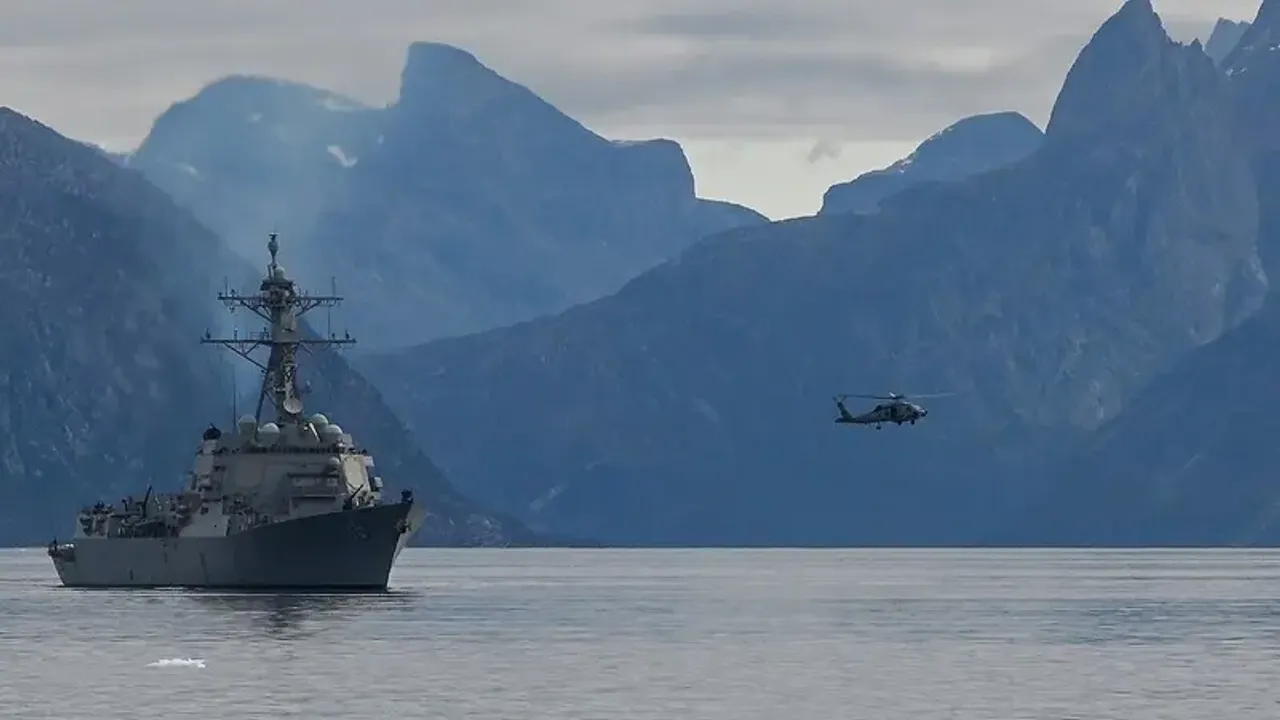 Savaş uçakları Grönland yolunda