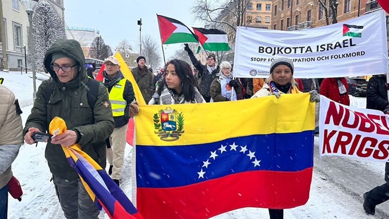 İsveç'te ABD'nin Venezuela'ya, saldırıları protesto edildi!