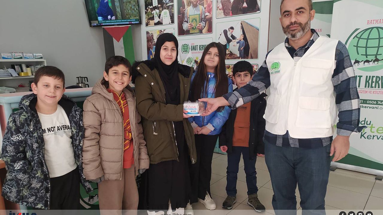 Batmanlı minikler harçlıklarını Gazze'ye bağışladı