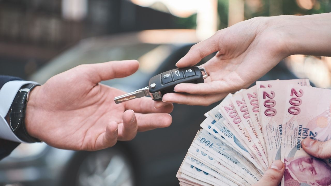 Araç alıp satacaklar dikkat! O ödeme artık sadece kamu bankalarından yapılacak