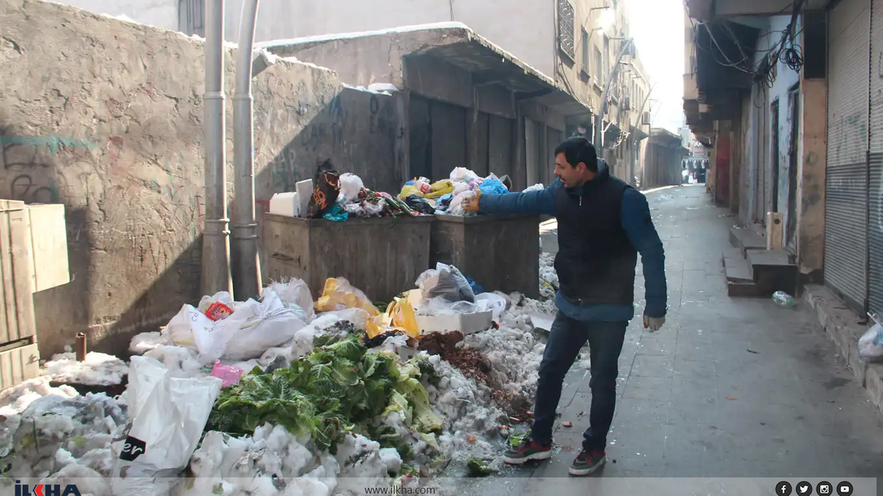 Batman'da çöp tepkisi: Mahalle sakinleri belediyeden temizlik bekliyor