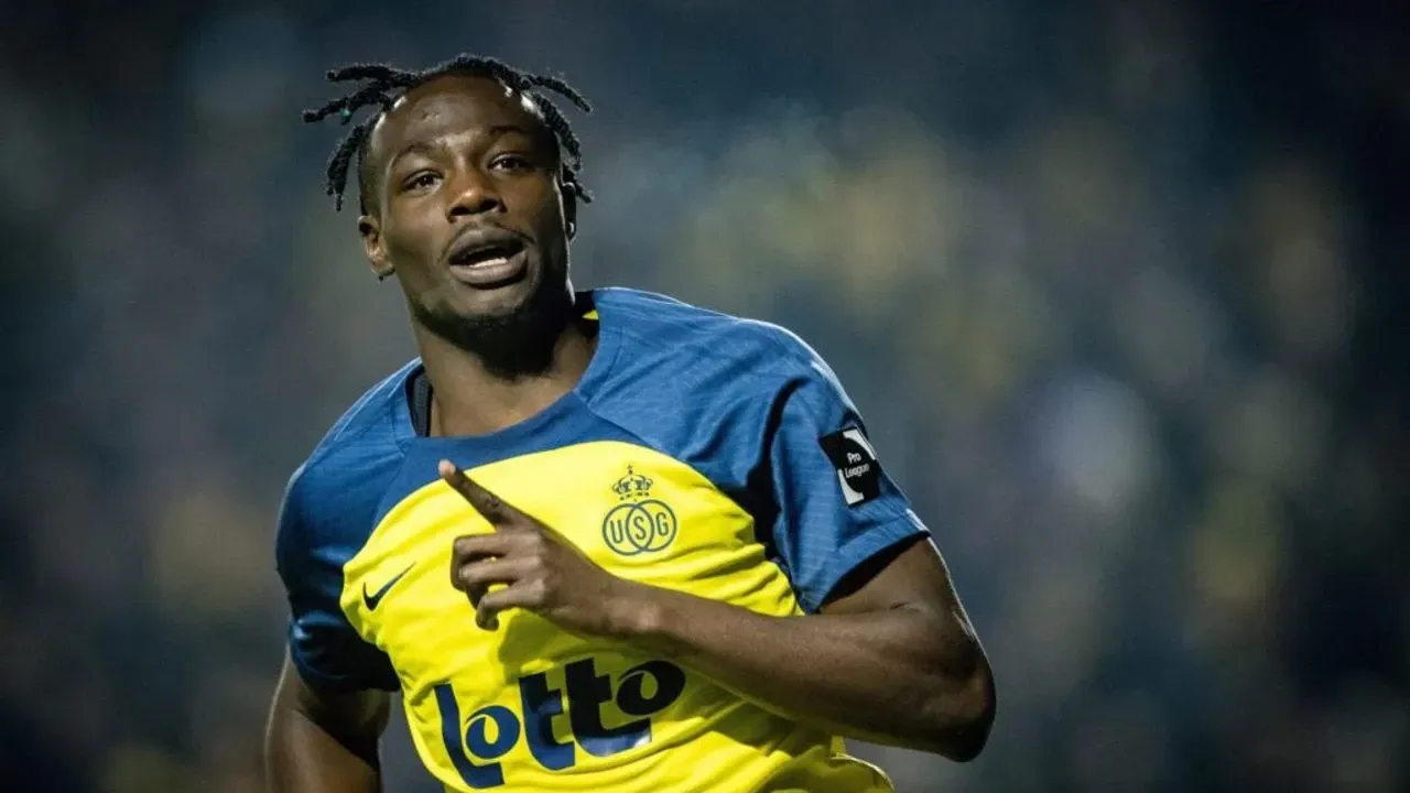 Beşiktaş yeni golcünün peşinde: Promise heyecanı