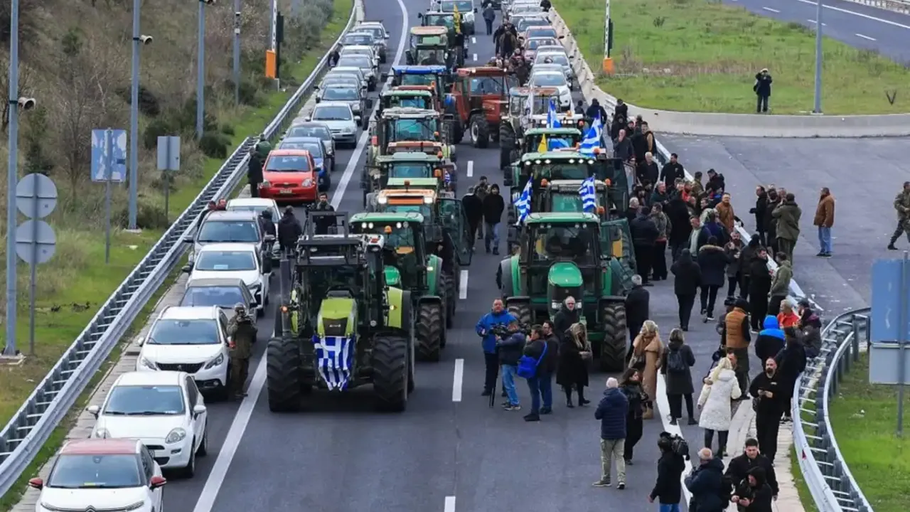 Çiftçilerin eylemleri sürüyor!