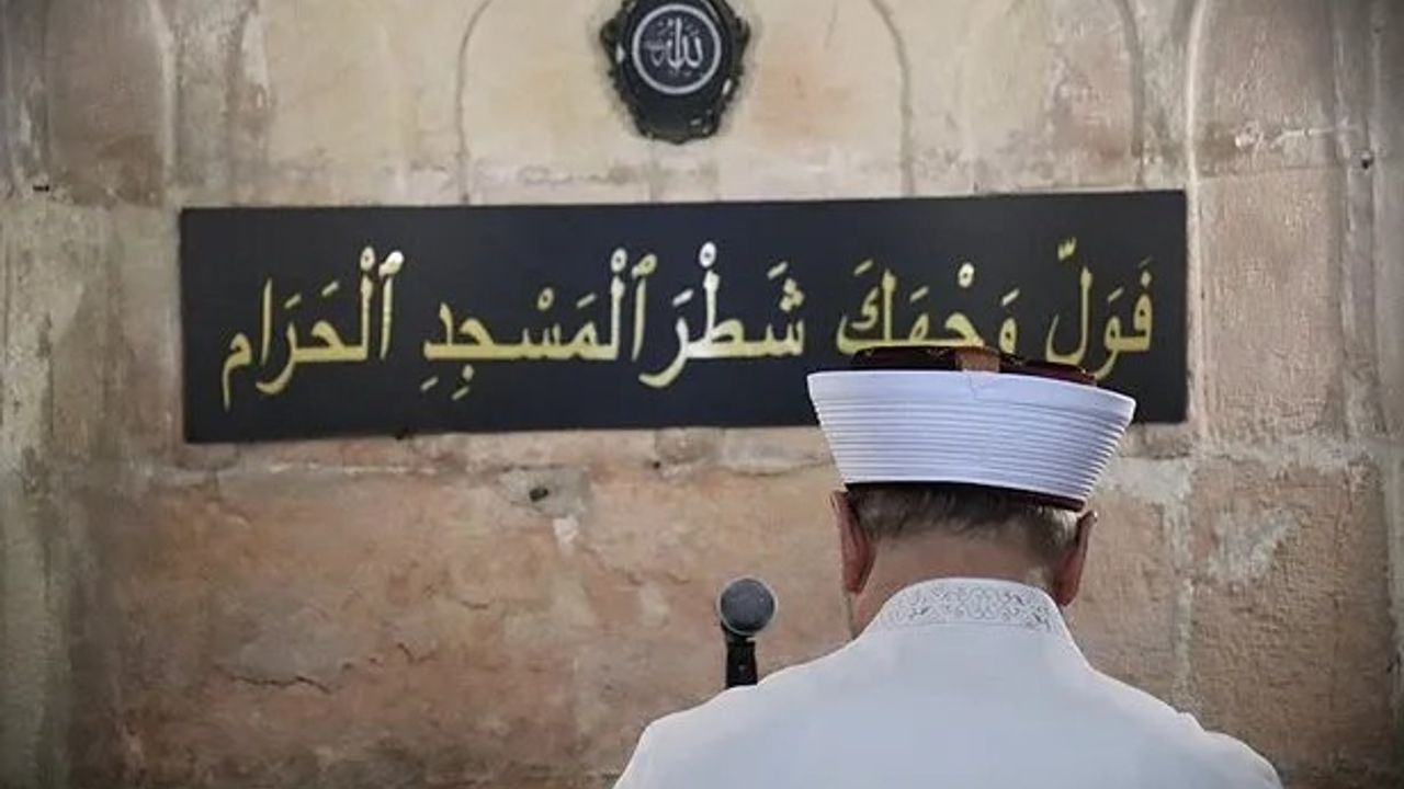 Cuma hutbesinde "Namaz'' vurgusu!