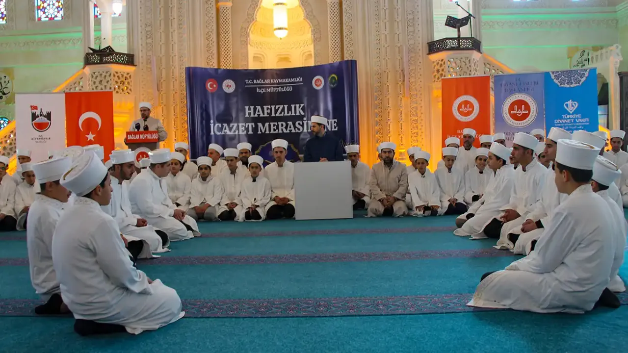 74 Hafız için icazet merasimi düzenlendi!