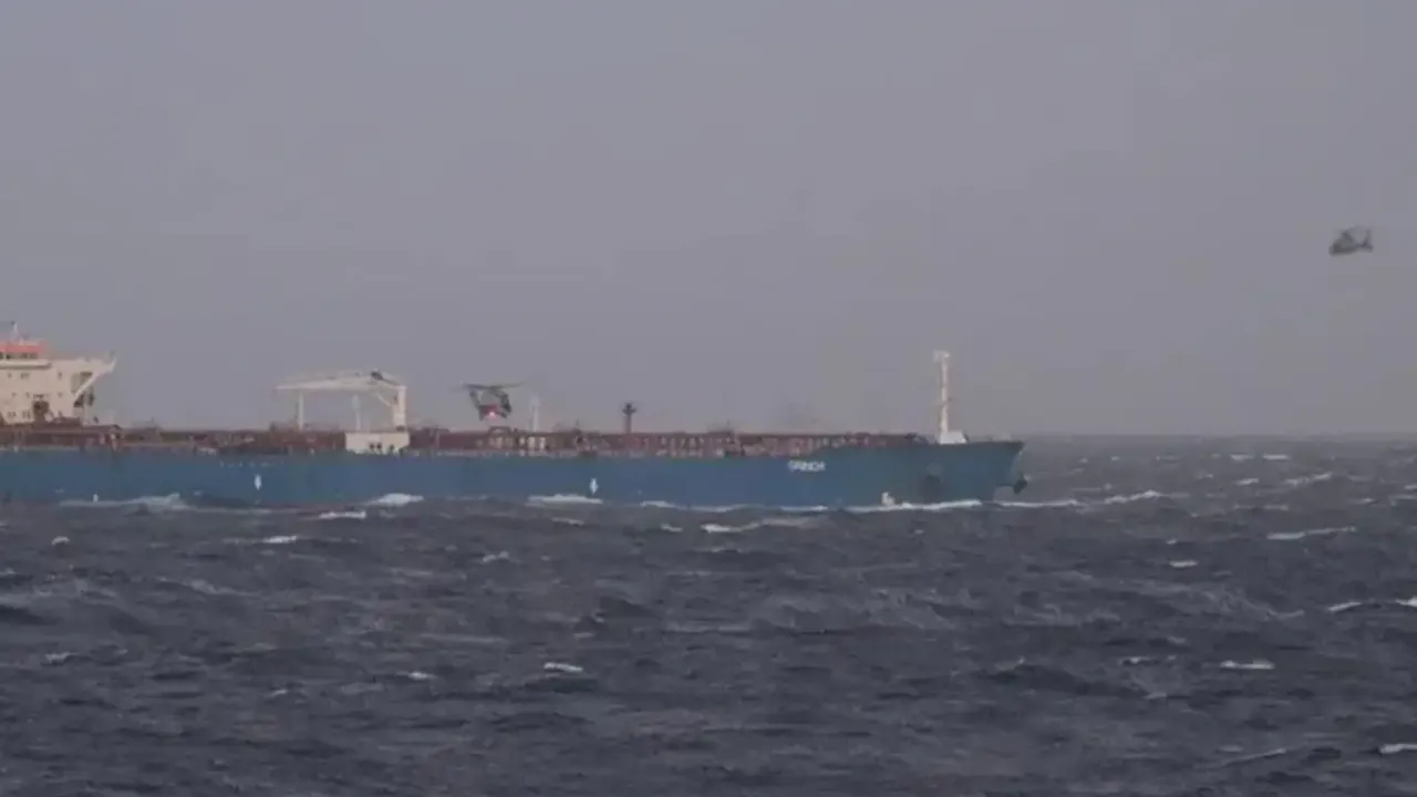 Fransa Rusya'dan gelen bir tankeri durdurdu!